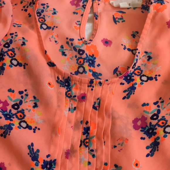 Cup sleeve shirt - Picture 3 of 4